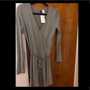 Gray long sleeve dress